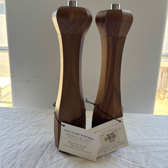 Williams Sonoma Walnut Salt and Pepper Shakers - Picture 2 of 7